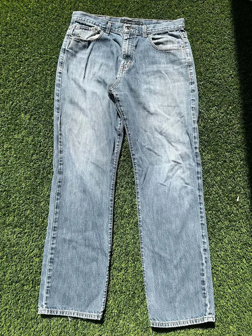 Calvin Klein Jeans Men's Relaxed Straight Leg Blue Denim Jeans